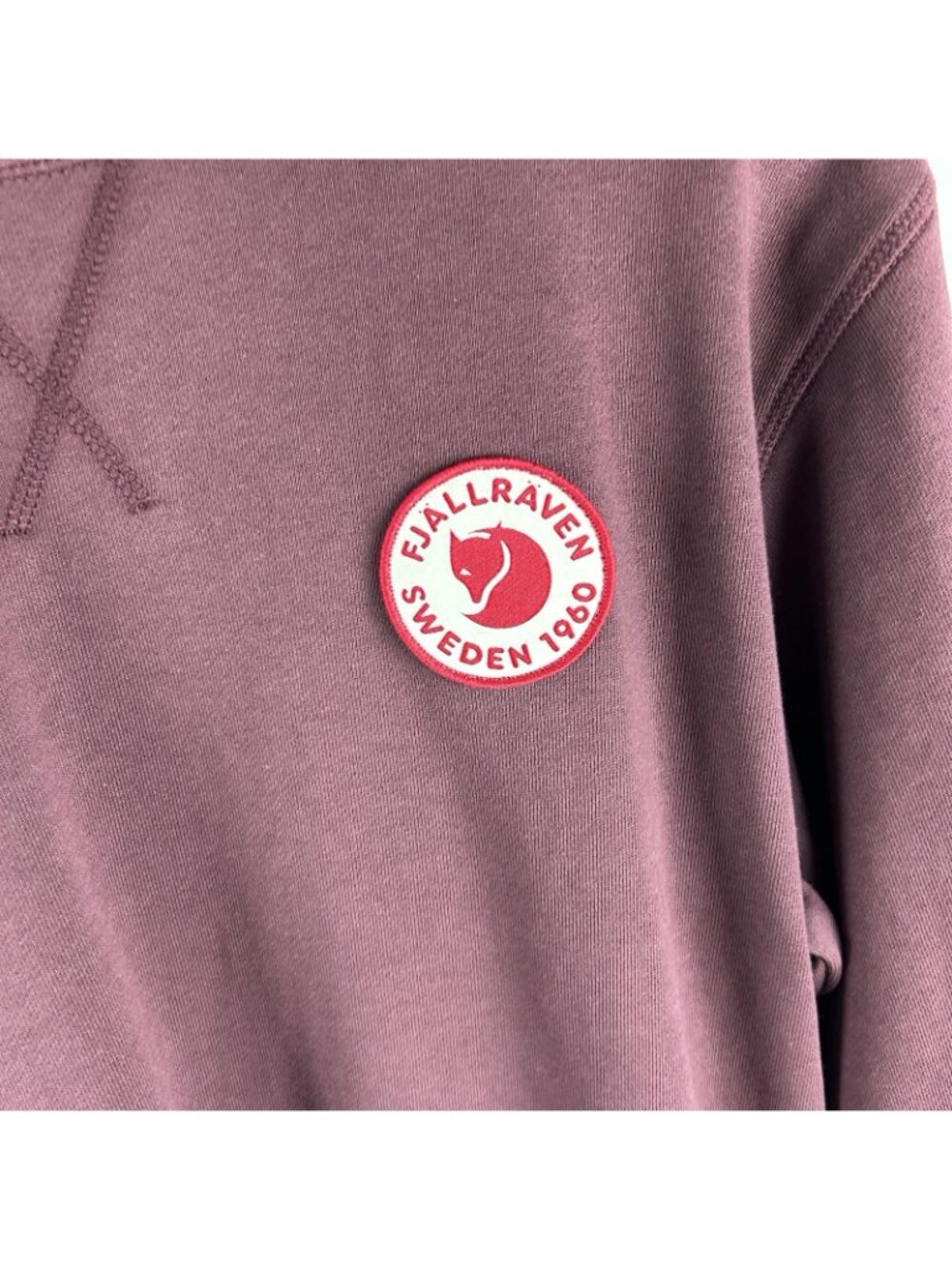NWT Fjallraven 1960 Logo Badge Sweater Women's Medium Port Red Sweatshirt - Picture 2 of 7